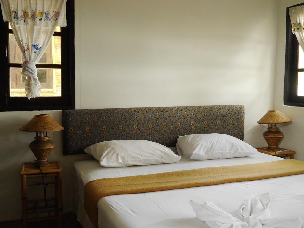 Charlie Hut Bungalow 호텔 Ko Phi Phi 객실 사진
